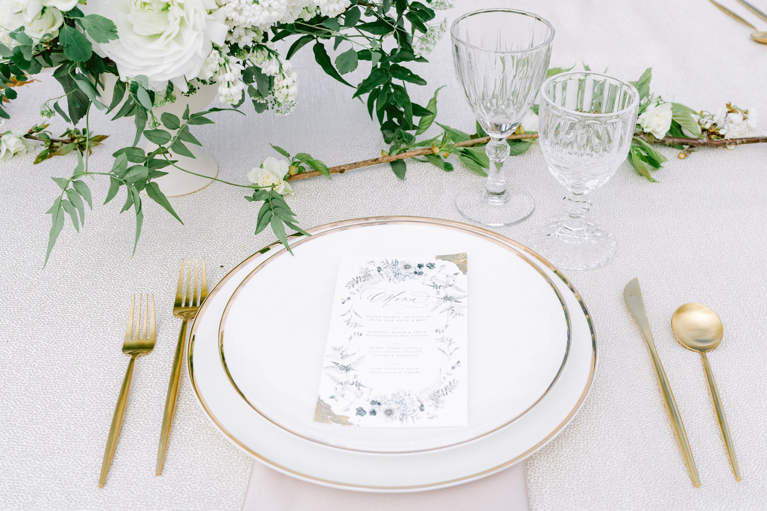 De Vere Tortworth Court wedding, wedding photographer Cotswolds, English countryside wedding venue,  Cotswolds wedding venue, castle wedding venue, Hello Sugar Photography (43).jpg