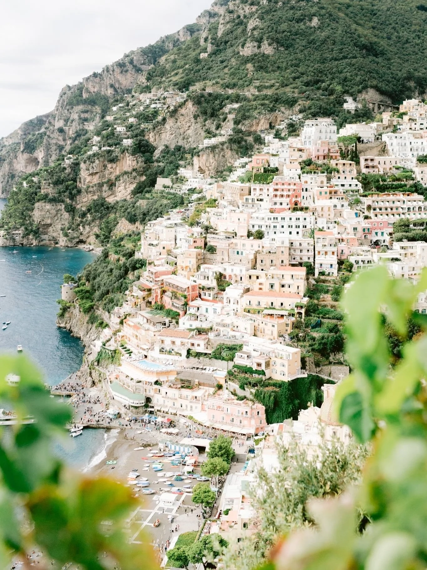 Fast approaching anniversary of this gorgeous day on the Italian riviera 🇮🇹🥂✨

I feel honoured to have captured these unforgettable moments in one of the most romantic spots in the world. Jess &amp; Jeff are my kind of people - happy and easygoing