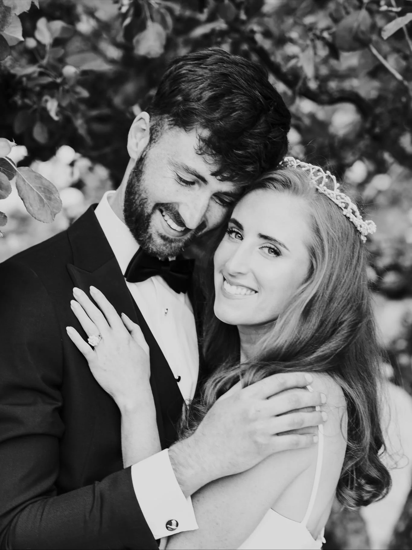 Recently, one of my brides asked if she should bring props like smoke bombs to make their wedding photos more &ldquo;photo-worthy.&rdquo; To be honest with you, you rarely need anything other than a bit of greenery and the two of you. 🌿

Beautiful w