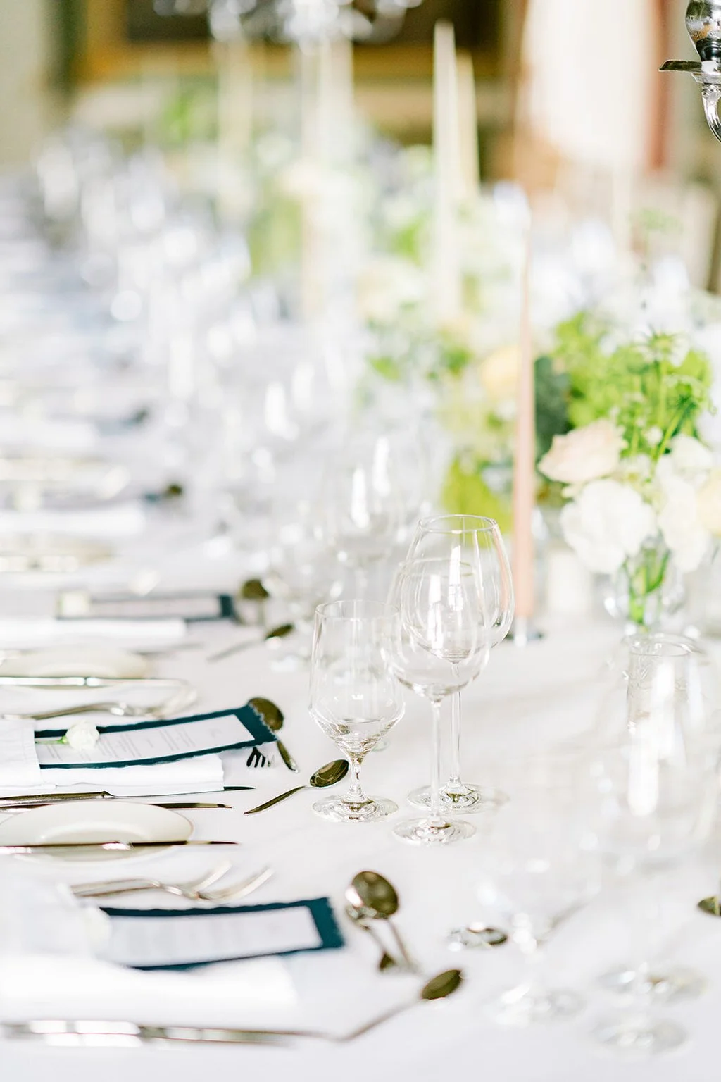 Luttrellstown Castle wedding, Dublin wedding venue, floral wedding decor Luttrellstown Castle (4).jpg