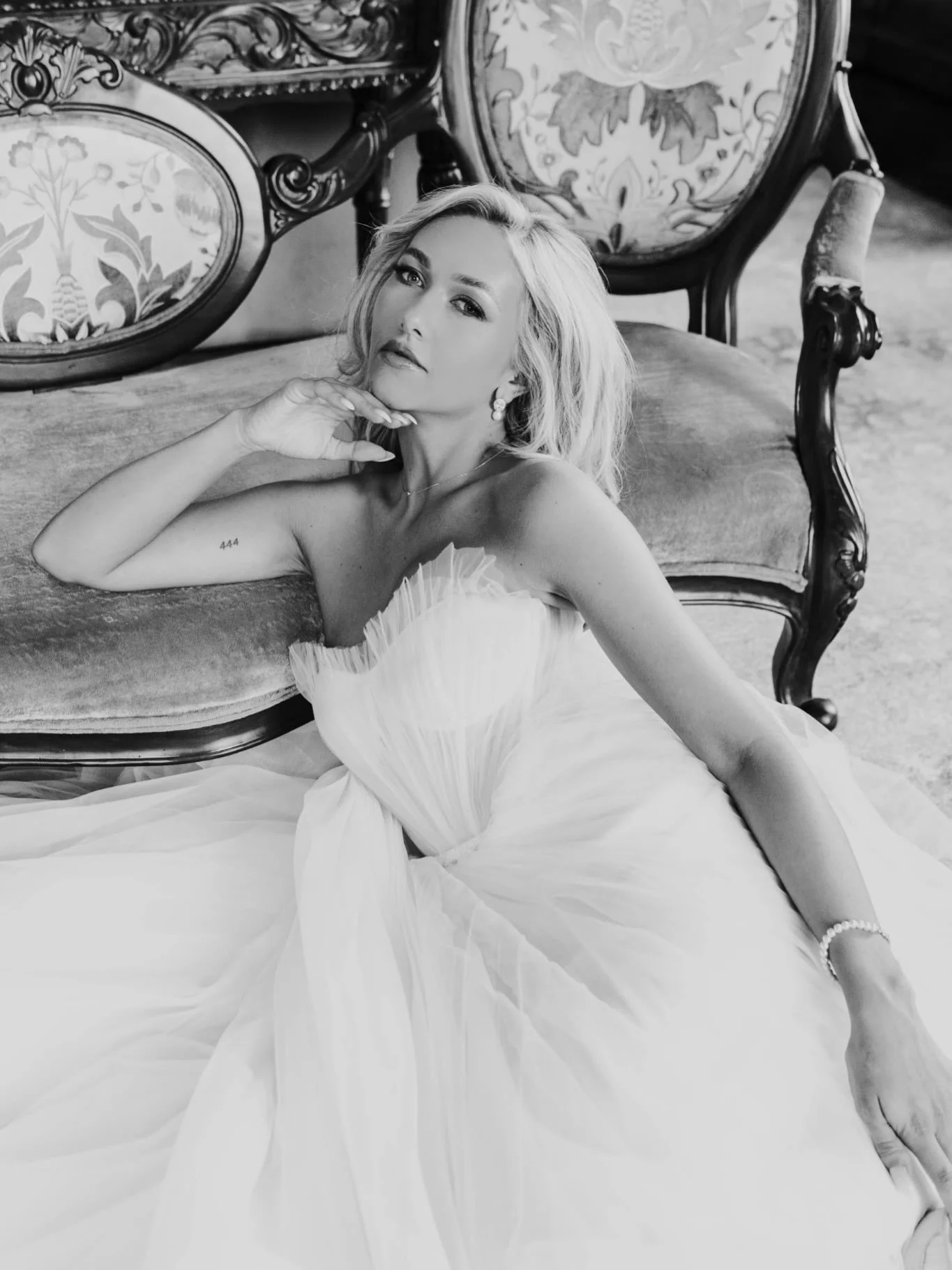 The Falconers 🤍✨🥂🎻

@rockhillhouse_estate 
@hellosugar_photography 
@jdonovanfilms 
@laurengaga_mua &amp; @deirdrejoyce_makeup 
@clodaghharrishair 
@veronabridalni 
@solelysewing 
@sassandhalo 
@personalised_events_ni 
@tullyardtails 
@glorious_ce