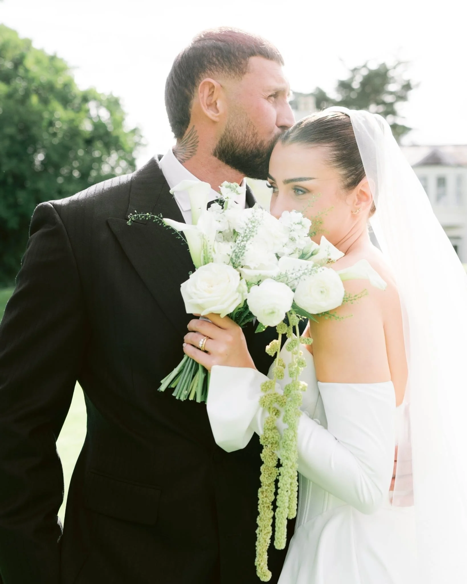 A tiny preview of the most relaxed wedding day at Hillmount House with Nevin &amp; Ross 🤍🎻🥂🦢

Venue @hillmounthouse
Photo @hellosugar_photography 
Dress @foreverbridalbelfast
Grooms suit @suitor_brothers
Mother of the bride dress @blushboutiquebe