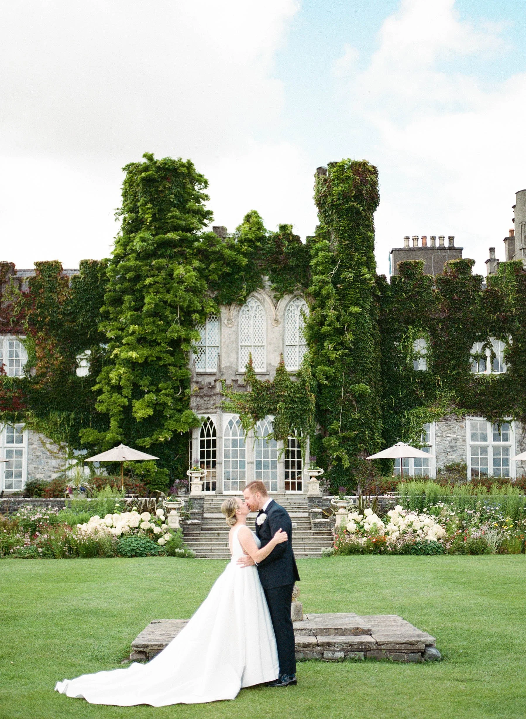 HelloSugarPhotography-film-destination wedding-19.jpg
