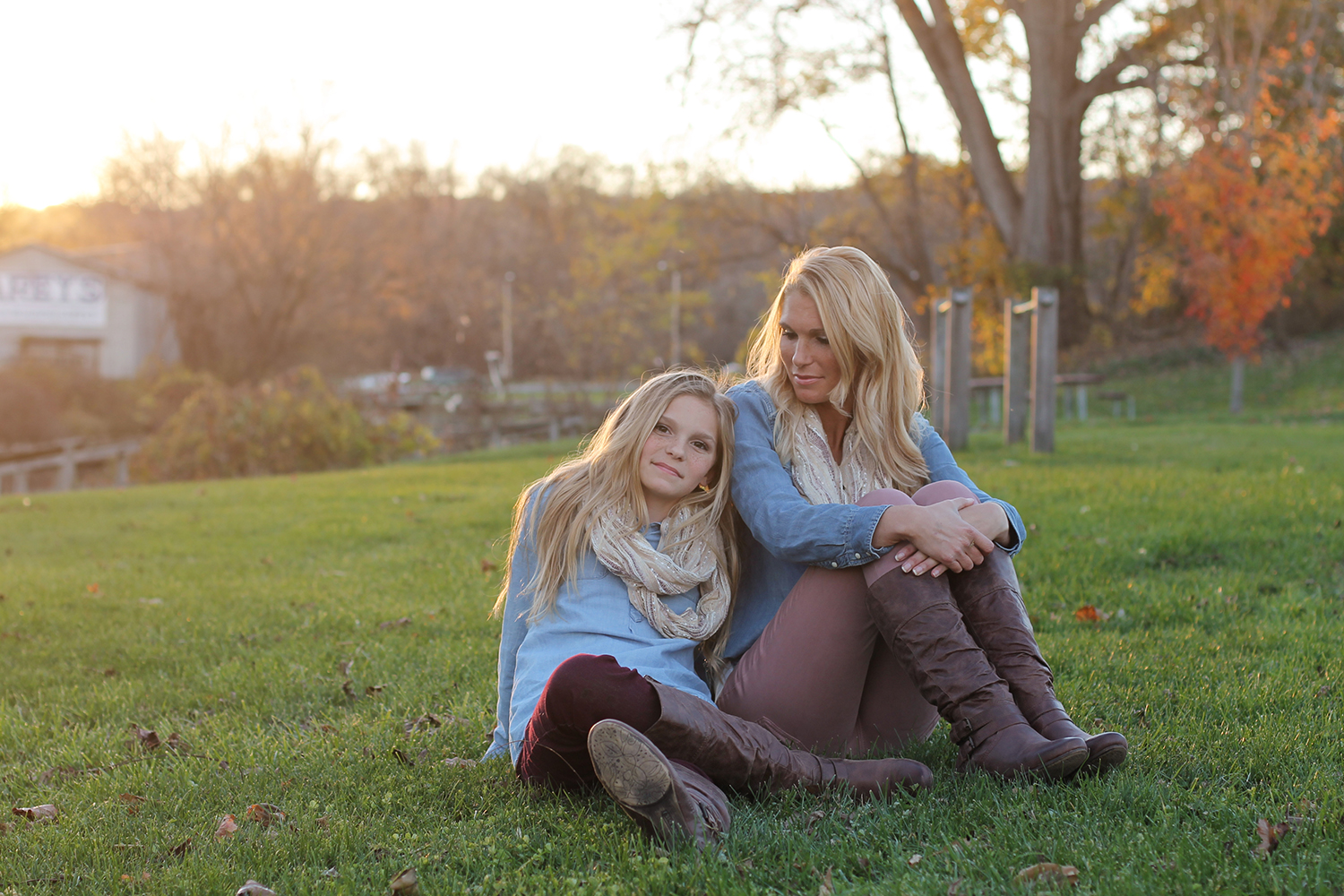 mother and daugther pose for photo along outlet trail in penn yan new york