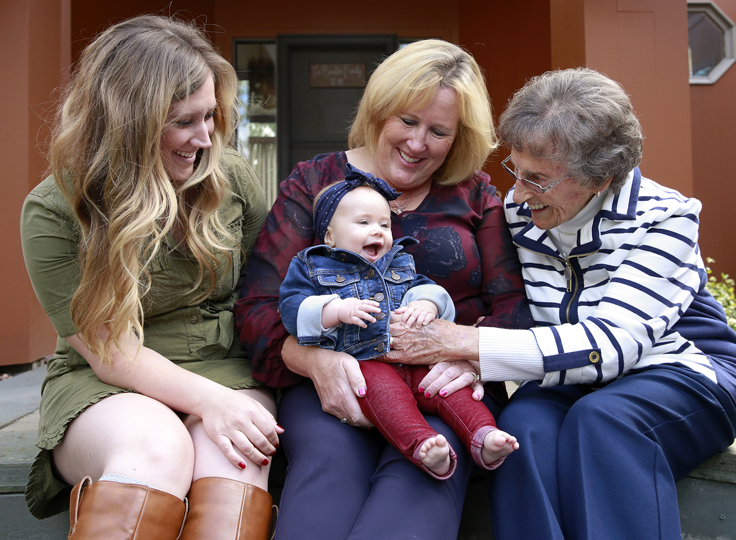 four generations family photo session
