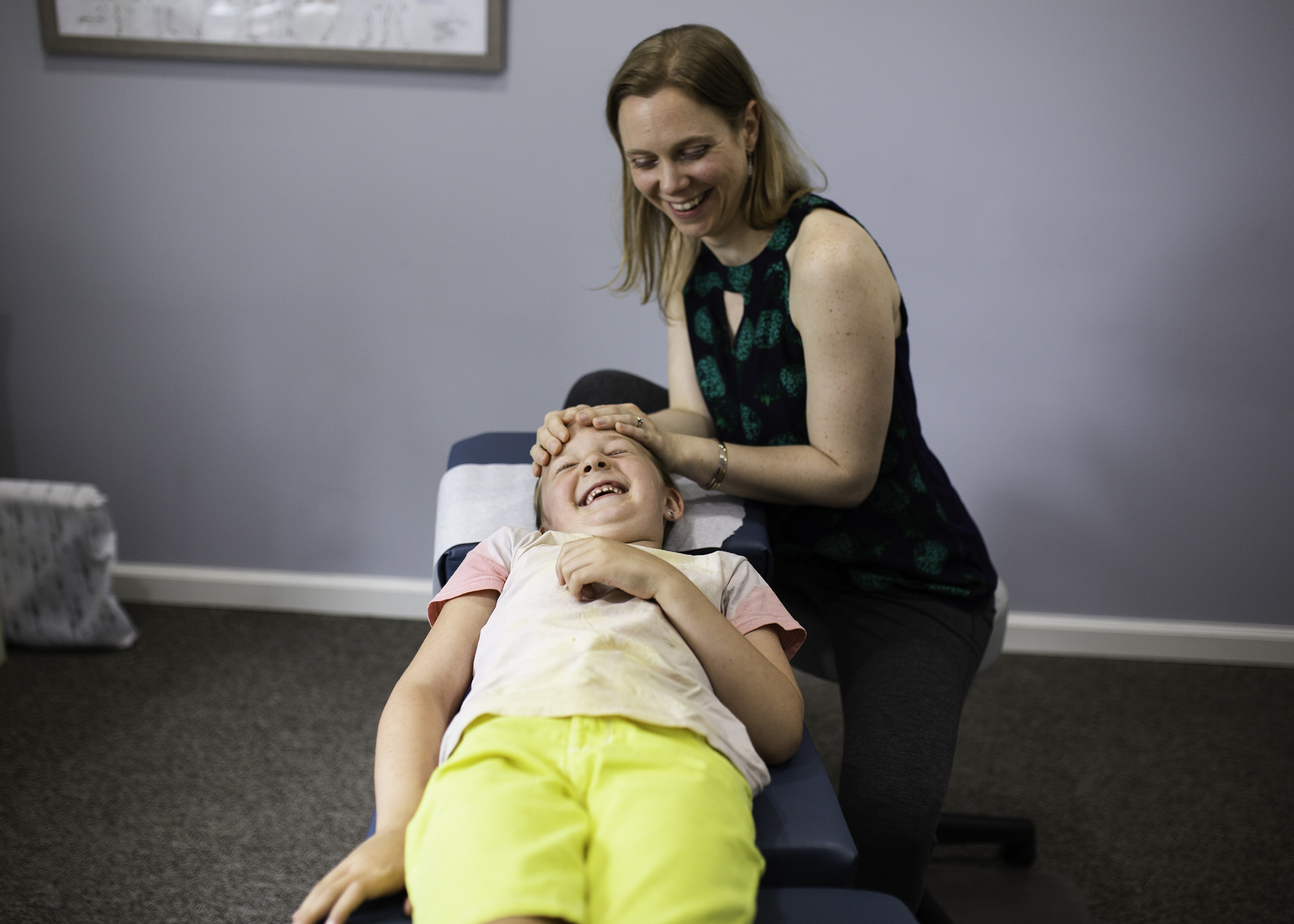 pediatric-chiropractic-documentary-business-photographer-erin-cunningham-canandaigua-new-york.jpg