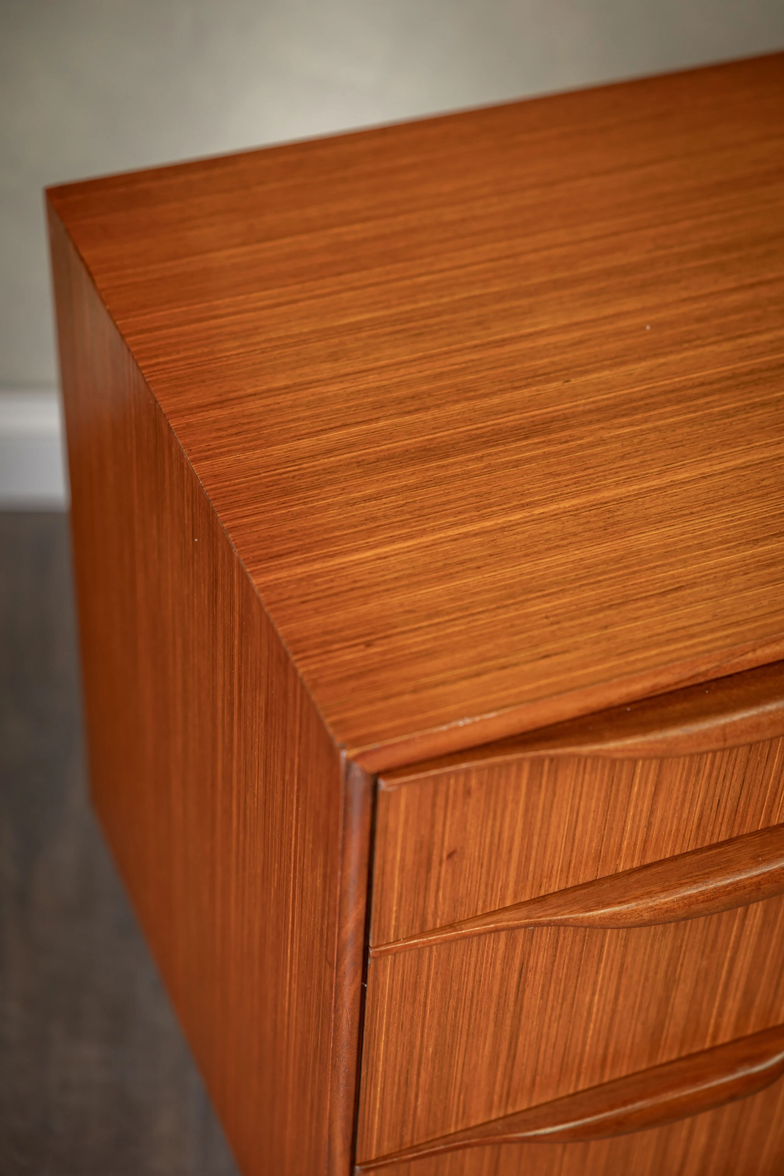 Mcintosh sideboard-5.jpg