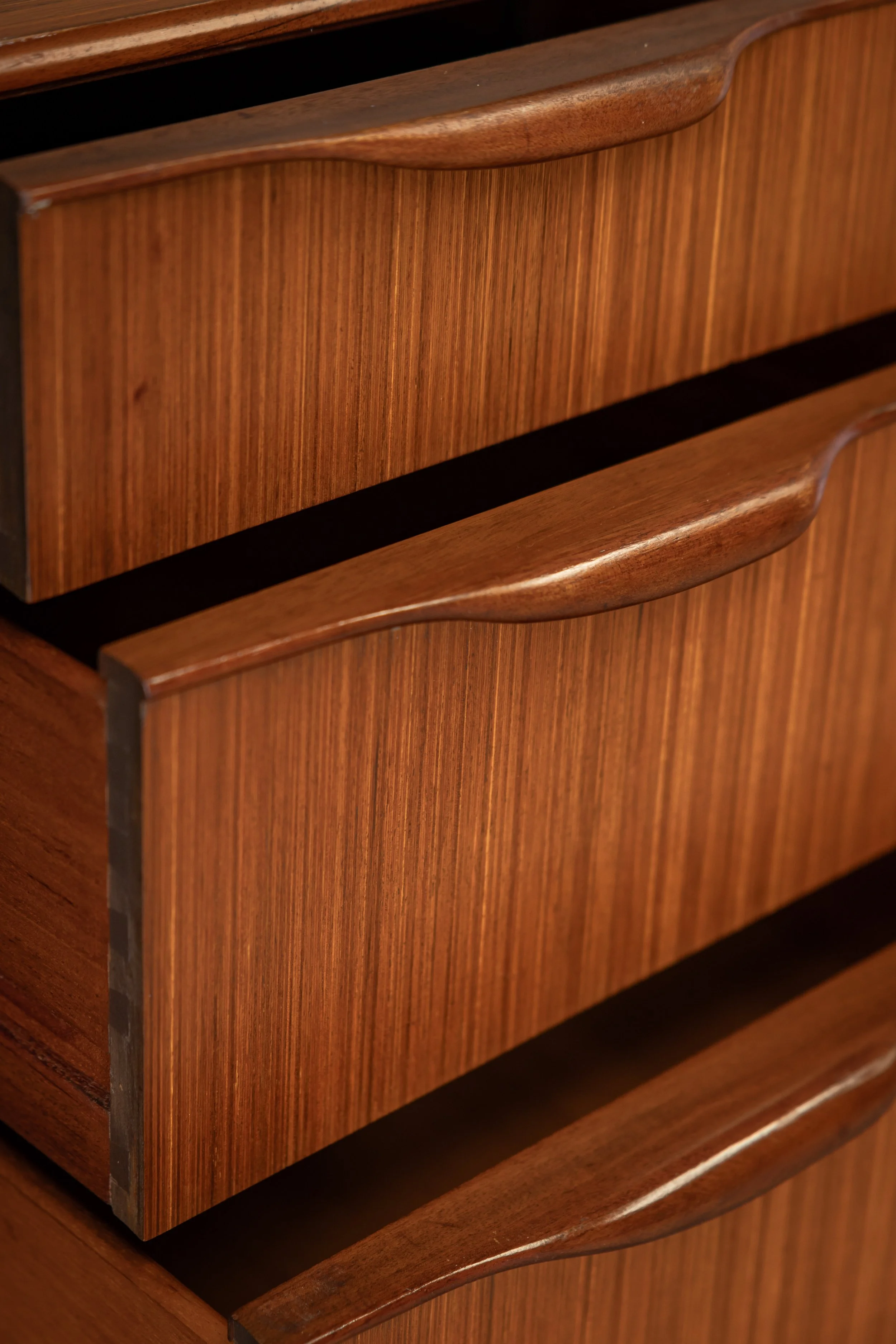 Mcintosh sideboard-6.jpg