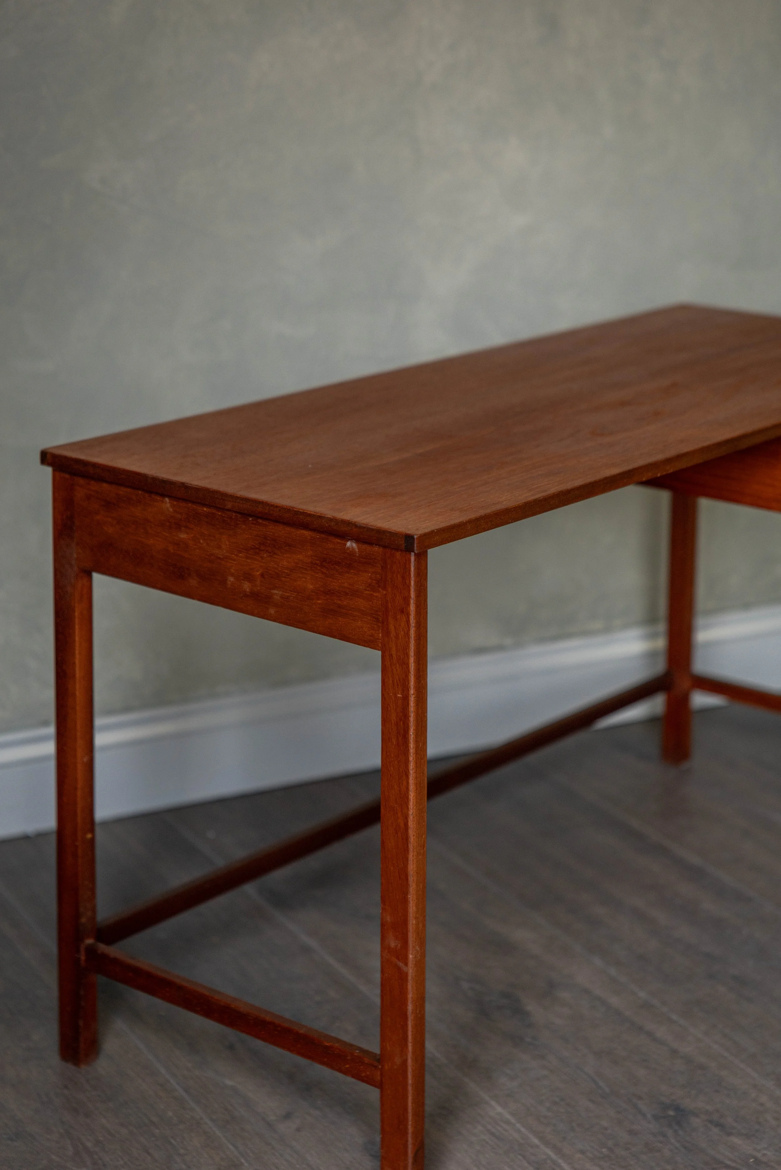 console table-5.jpg