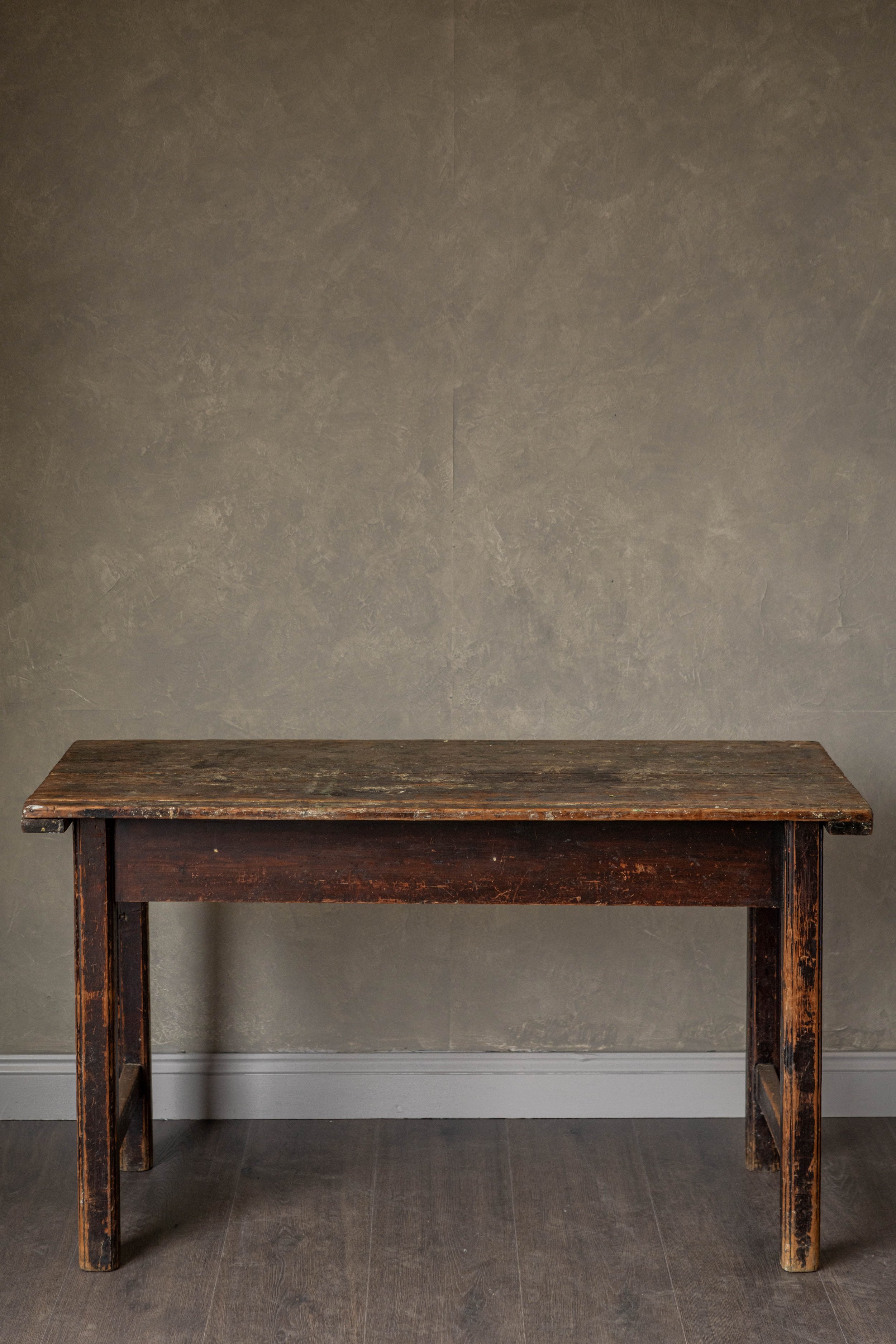 Cinematic table -2.jpg