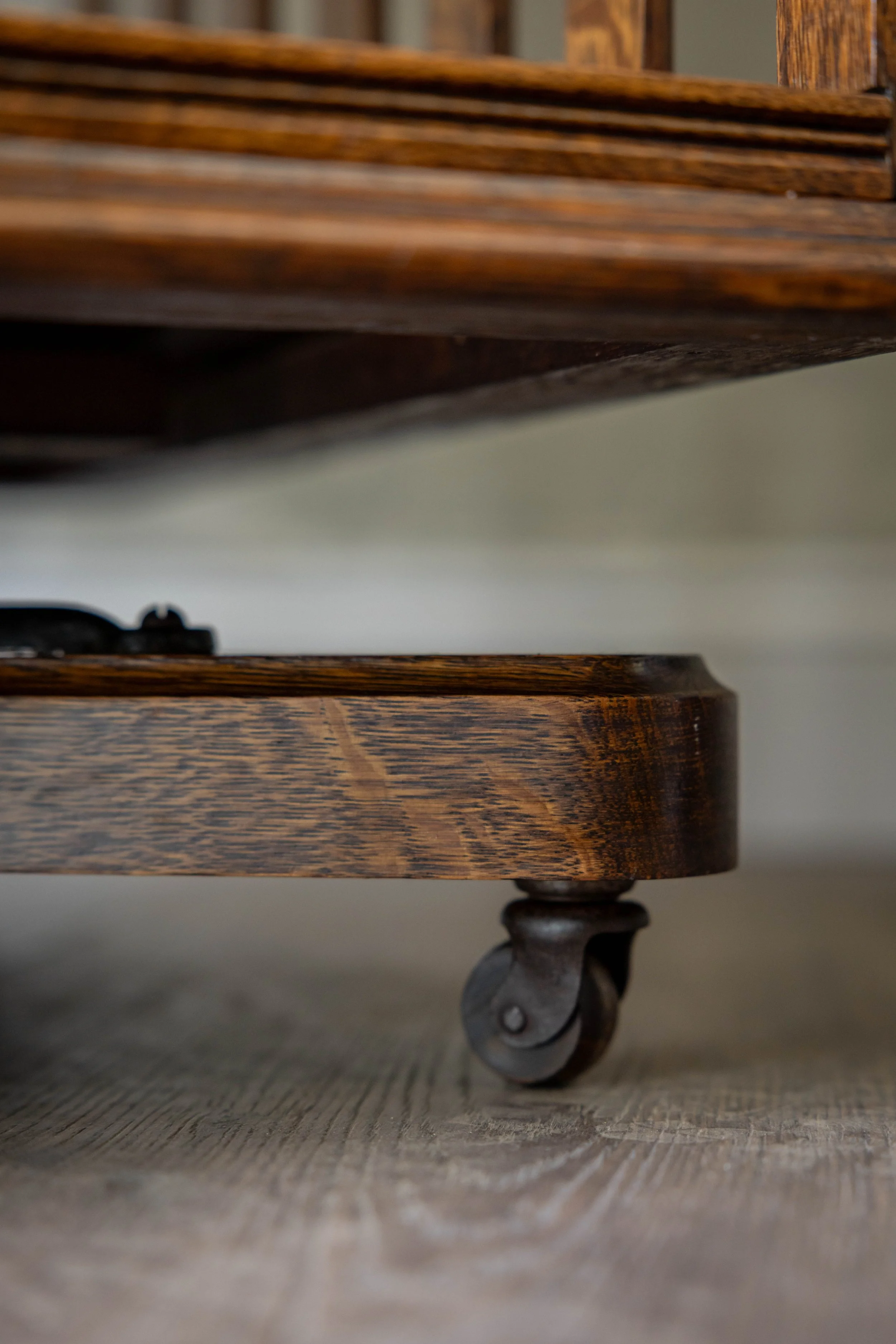 Bookcase-10.jpg