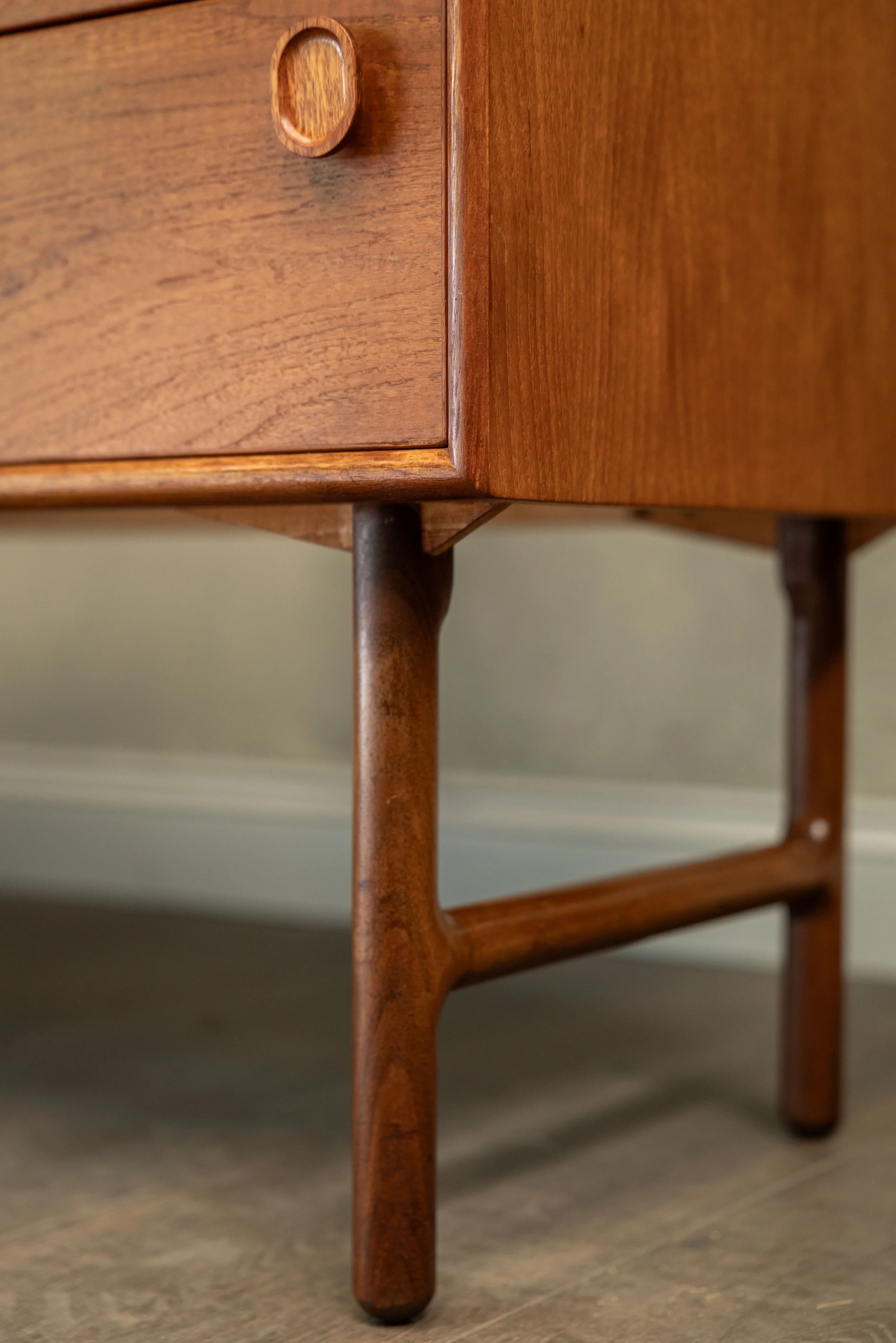 meredew dresser-5.jpg