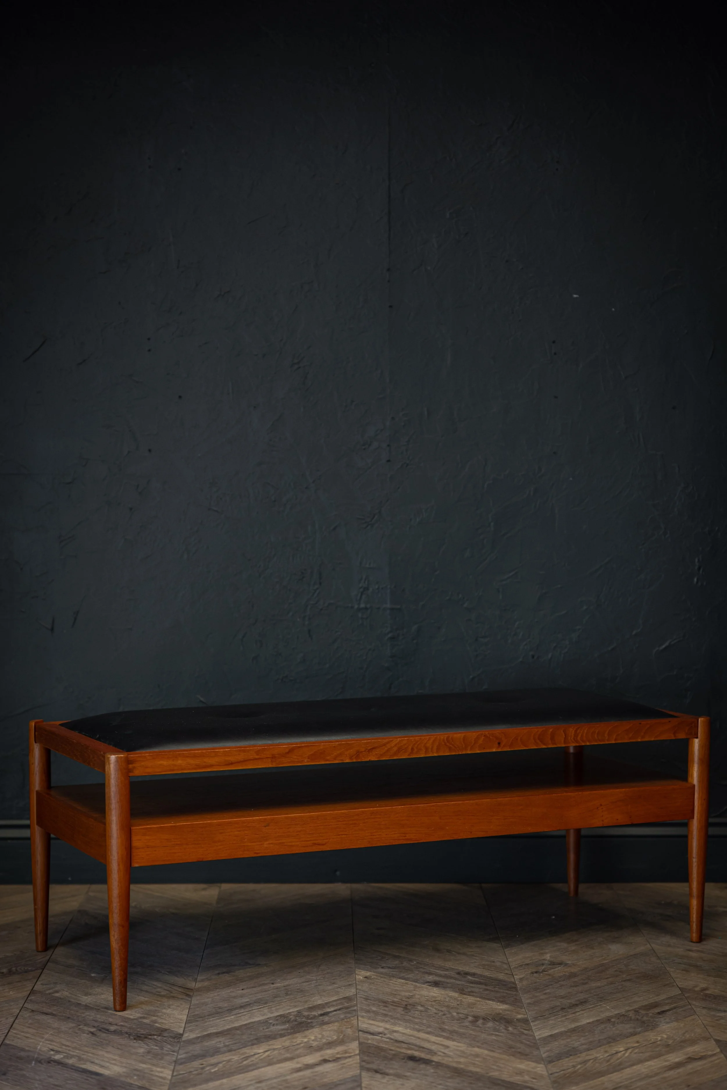 Bench table-1.jpg