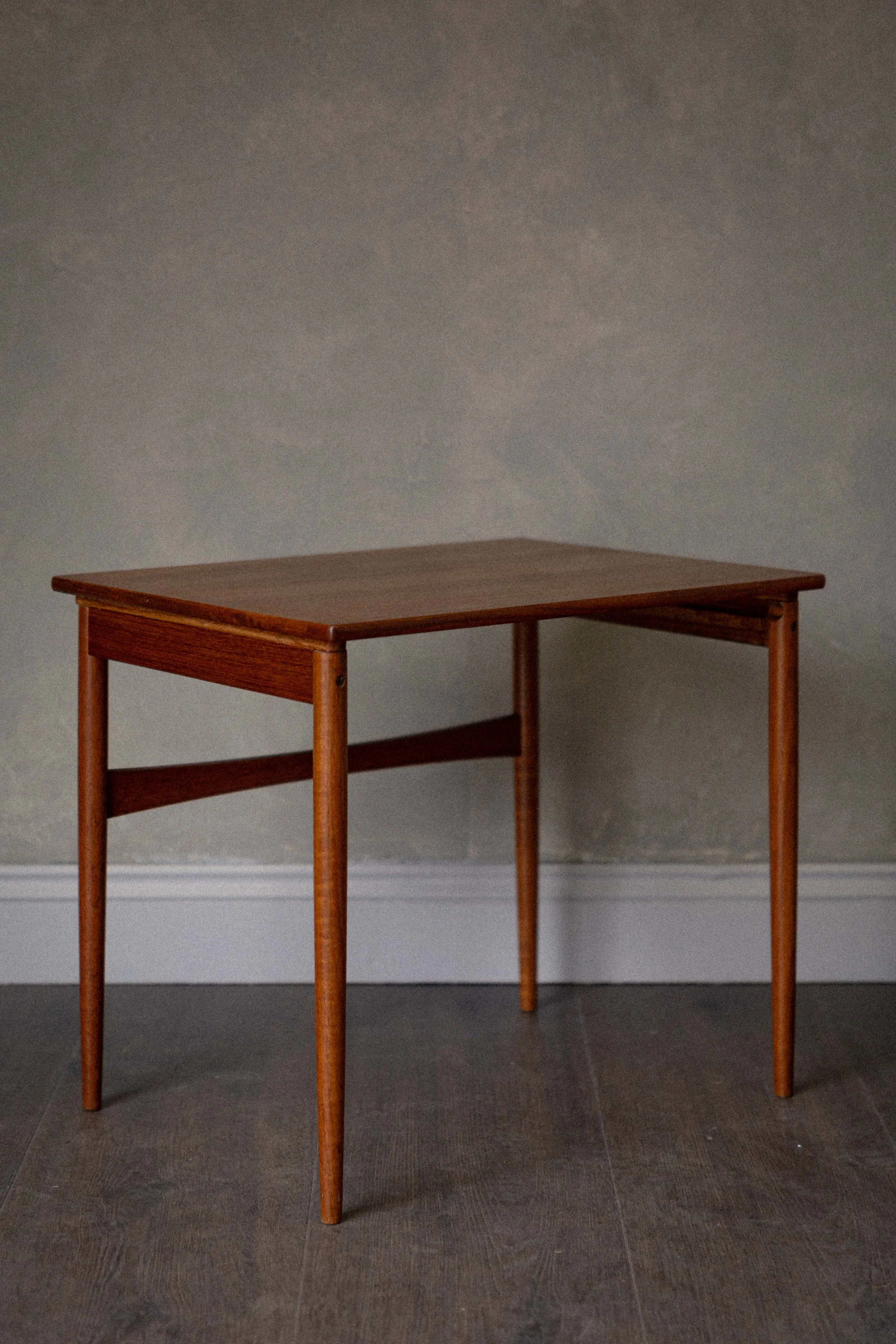 nest of tables-5.jpg