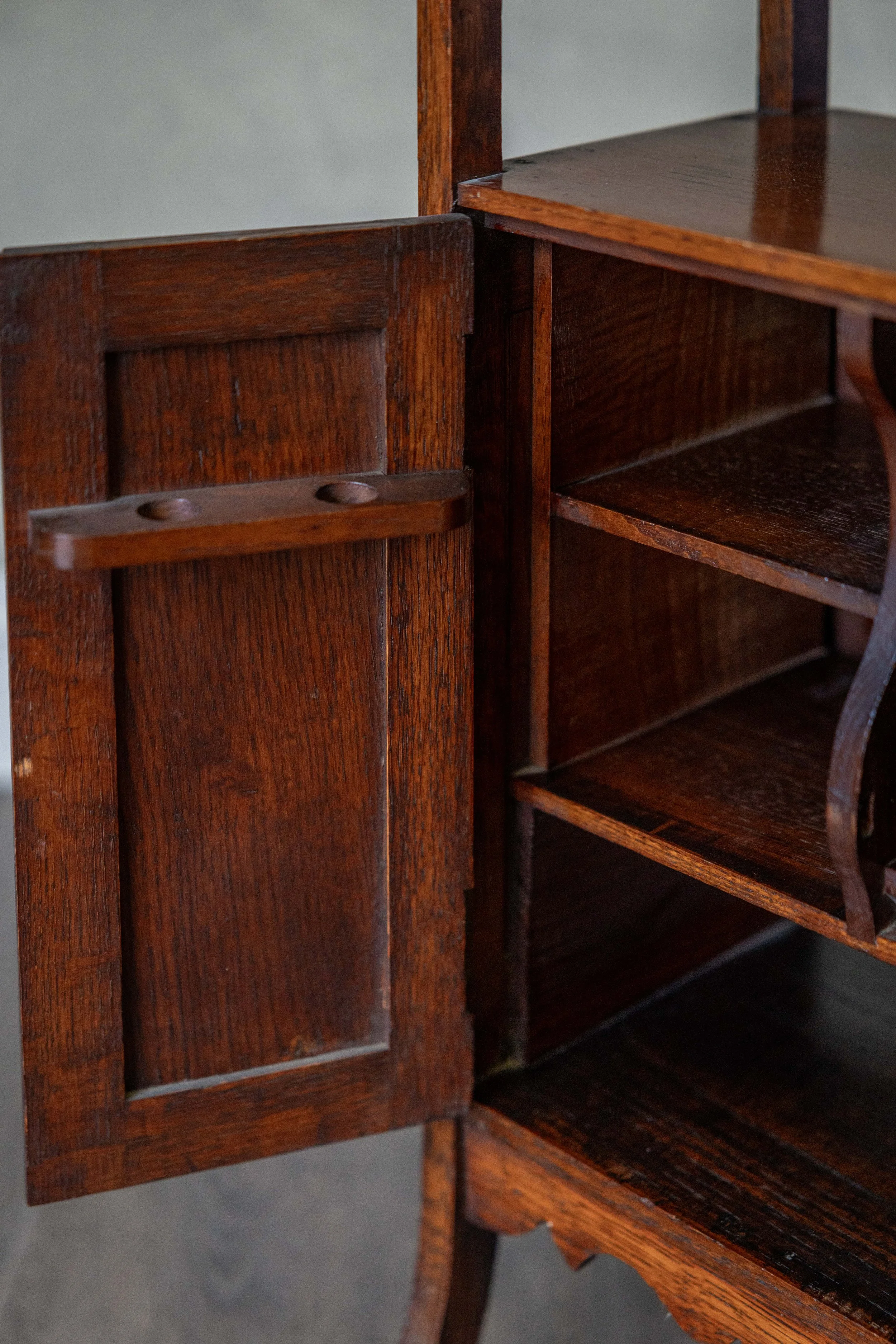 smokers cabinet-5.jpg