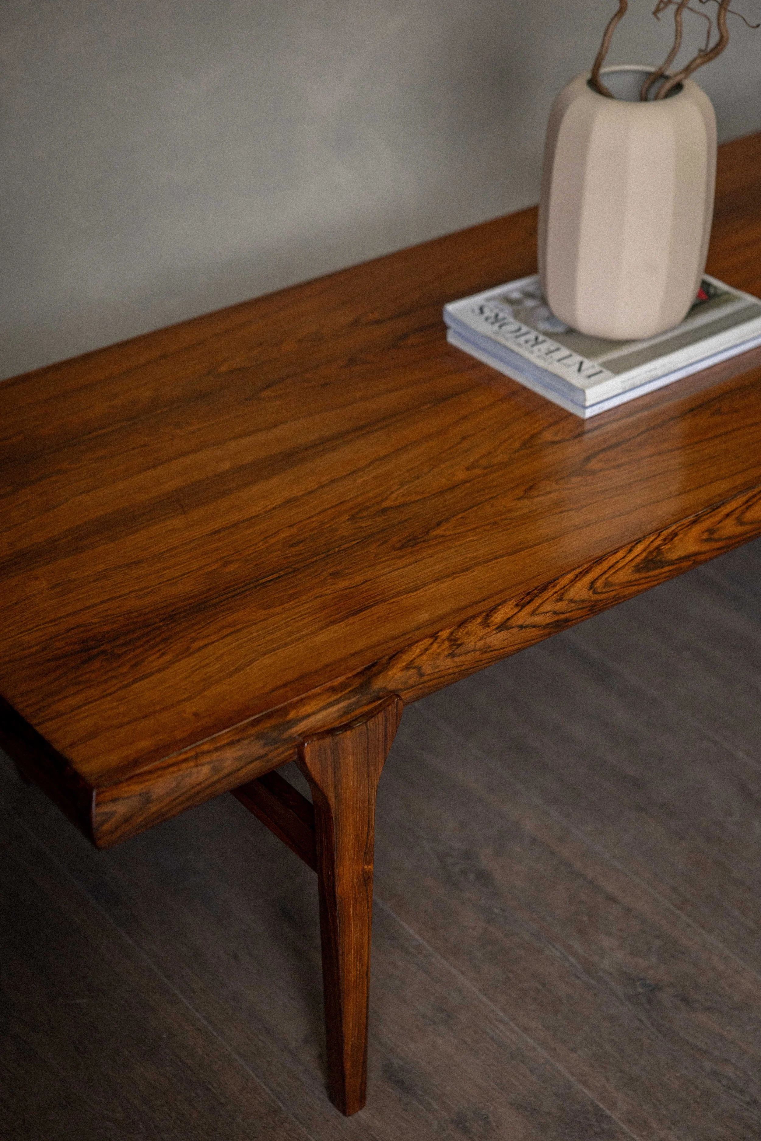 Jo Coffee table-2.jpg