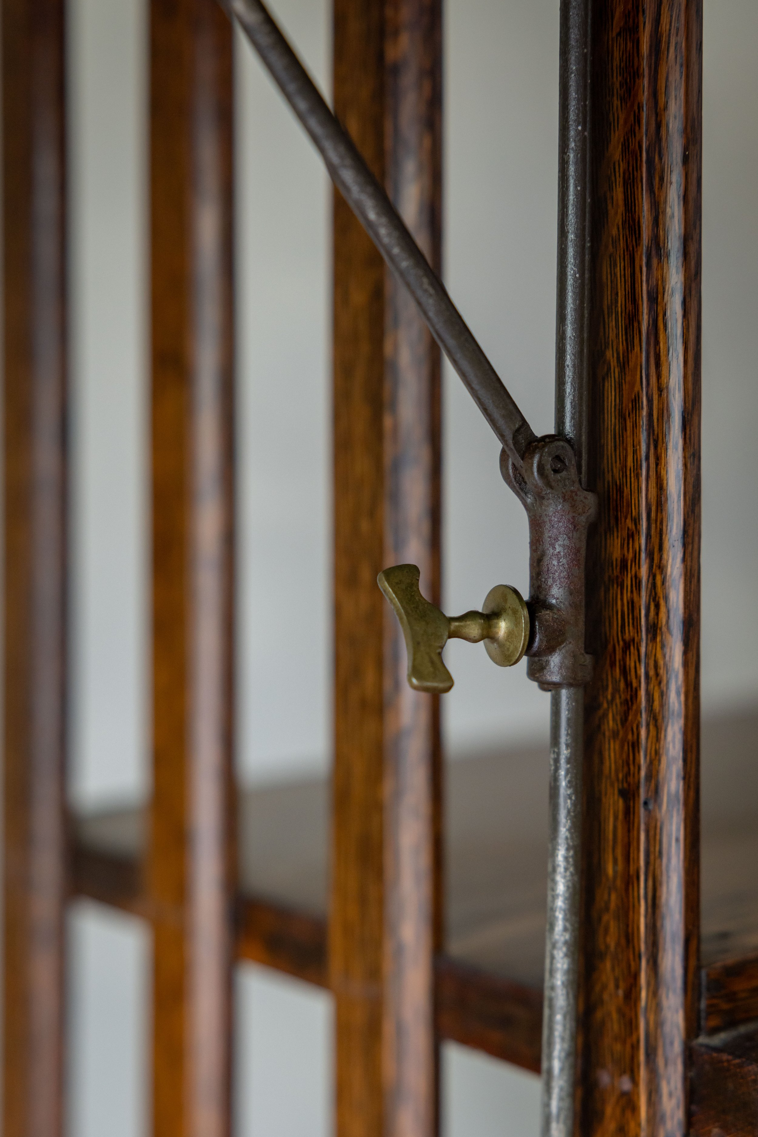 Bookcase-8.jpg