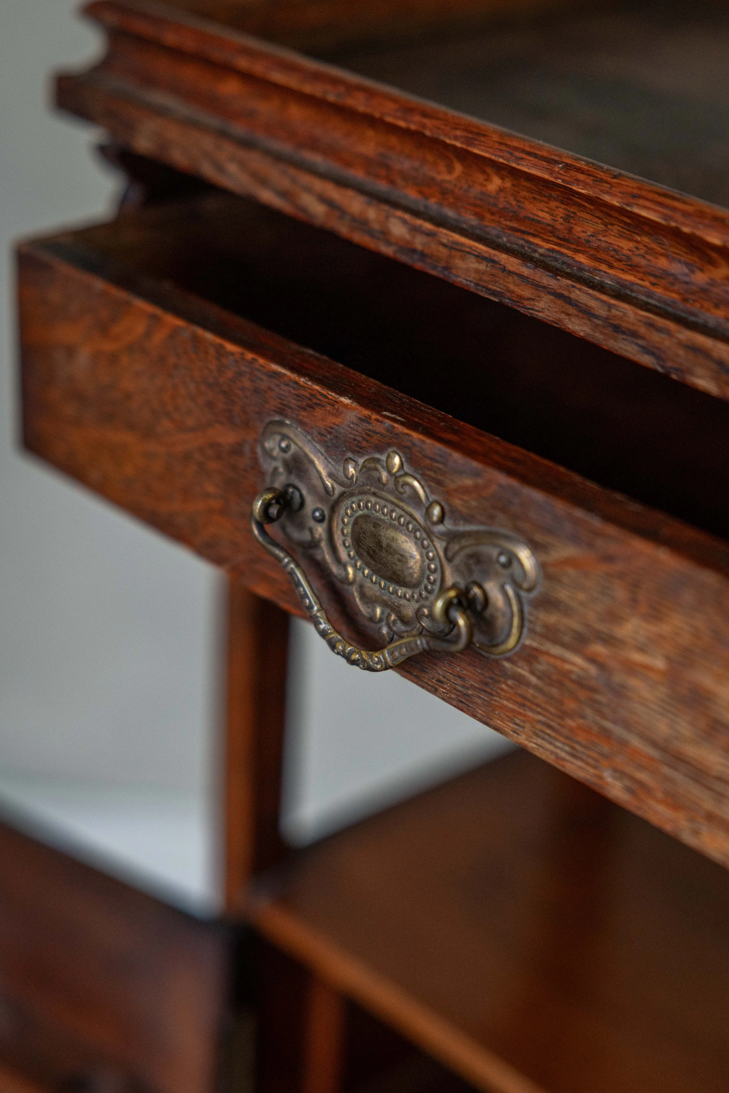 smokers cabinet-3.jpg