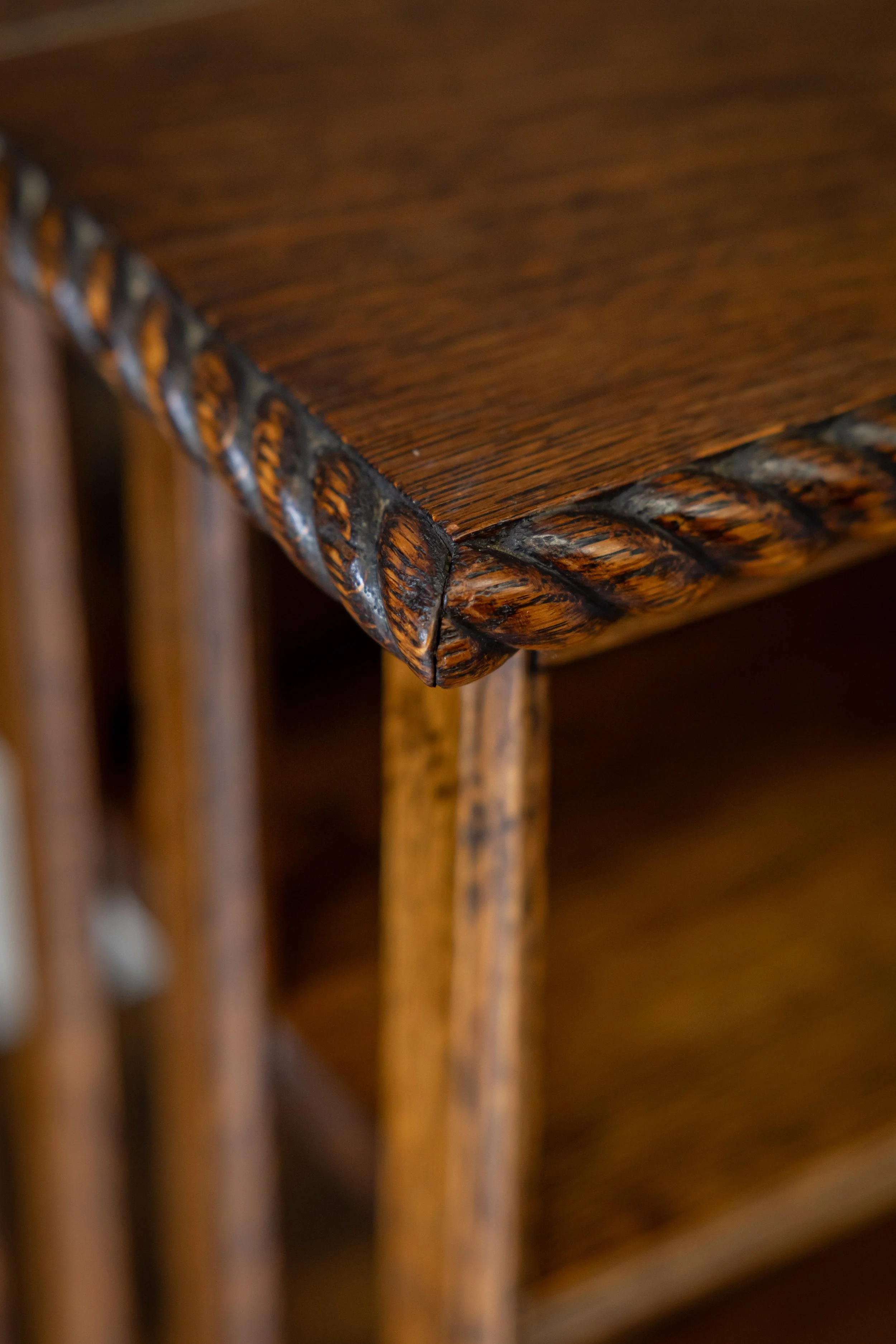 Bookcase-4.jpg
