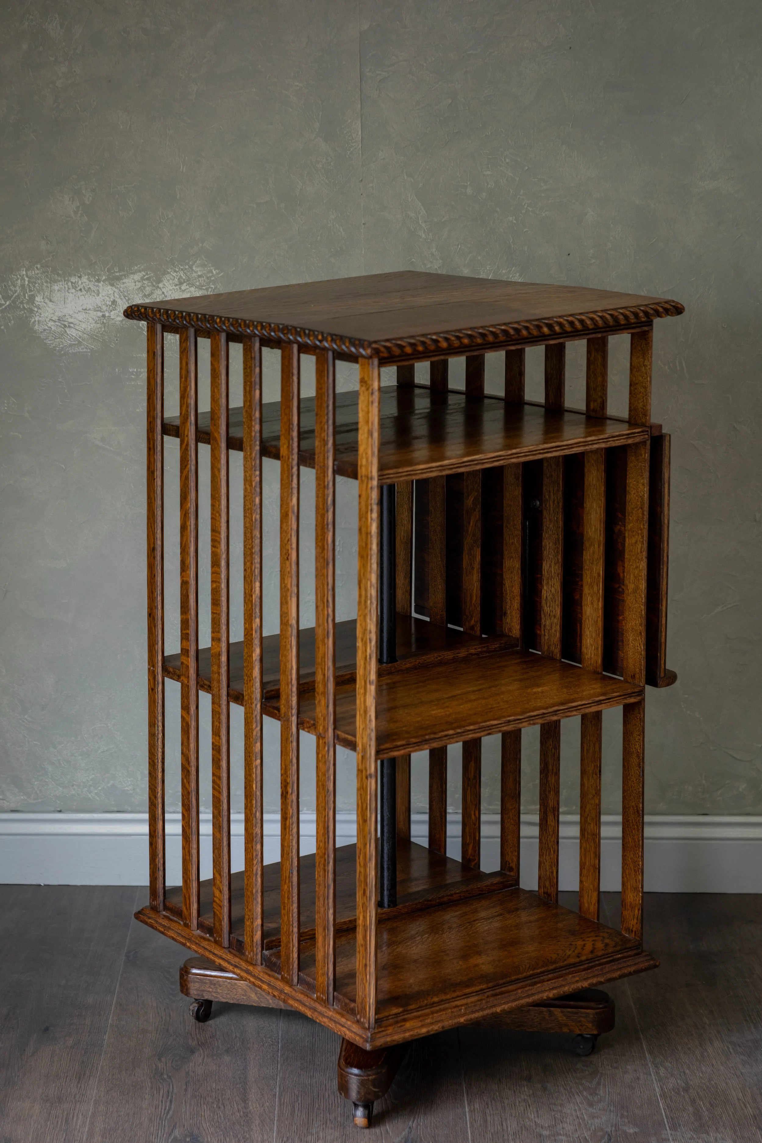 Bookcase-3.jpg