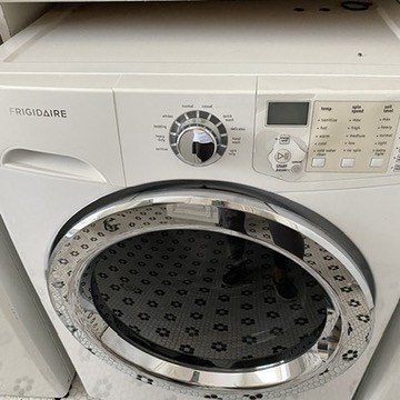 Frigidaire Washer with 2 Bosch Gas Dryers (1).jpeg