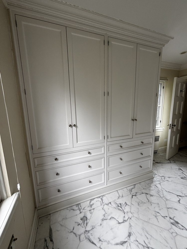 Christopher Peacock 10' Vanity with 2 Matching Wardrobes (16).jpeg