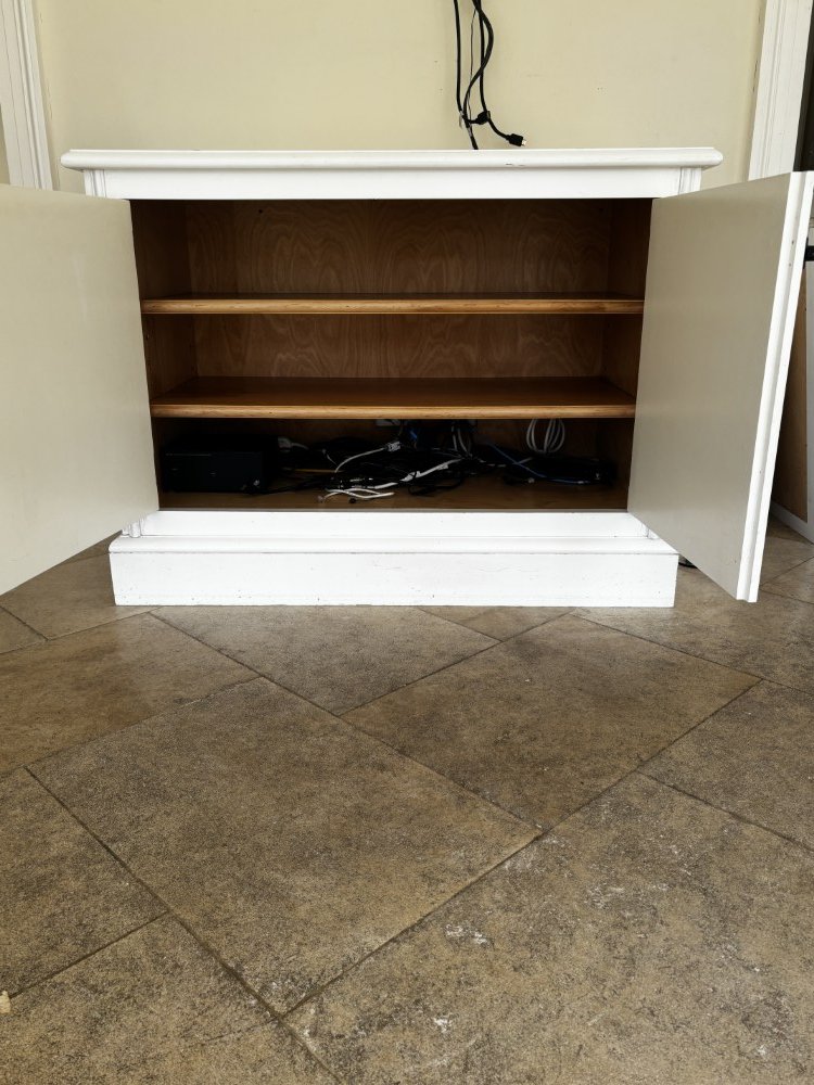 Christopher Peacock - Scullery Collection Entertainment cabinet (1).jpeg
