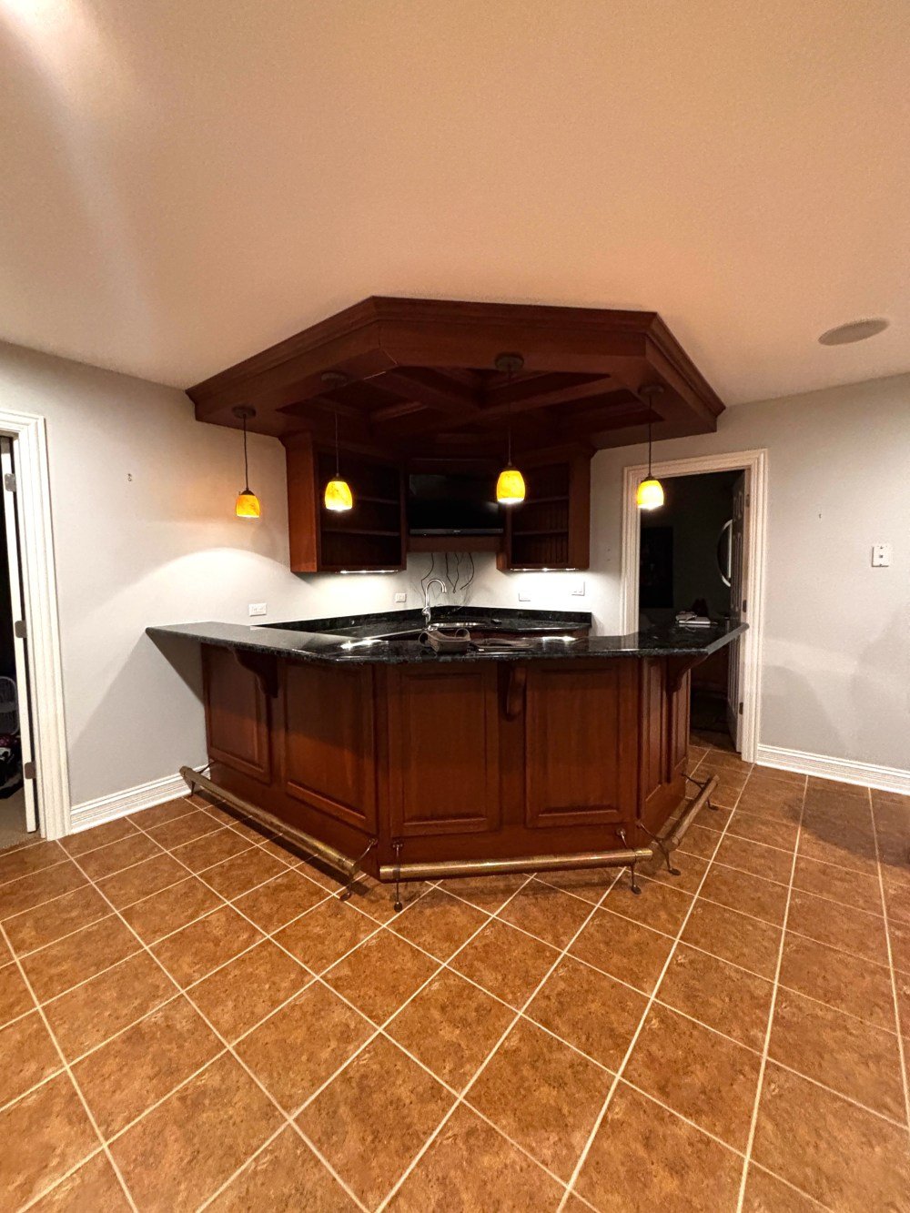 Corner Pine Wet Bar - BYO Booze (10).jpeg