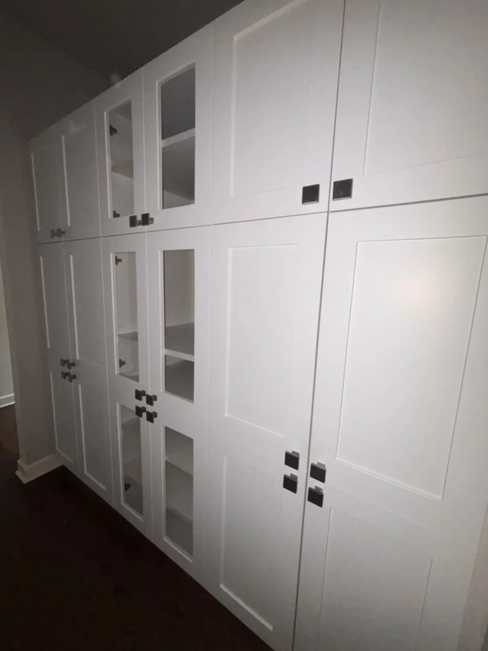 White Shaker Kitchen with Pantry Wet bar & Appliances (31).jpeg