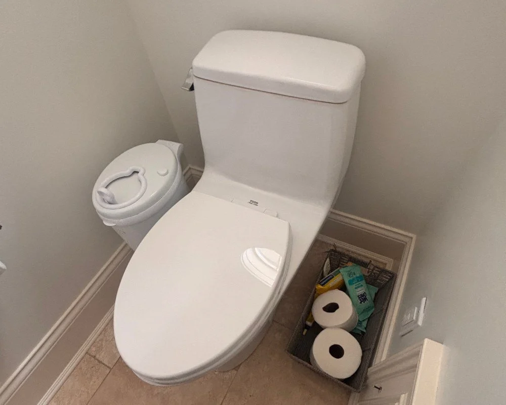 Toto CST854L “Ultimate” One-Piece Toilet (3).jpeg