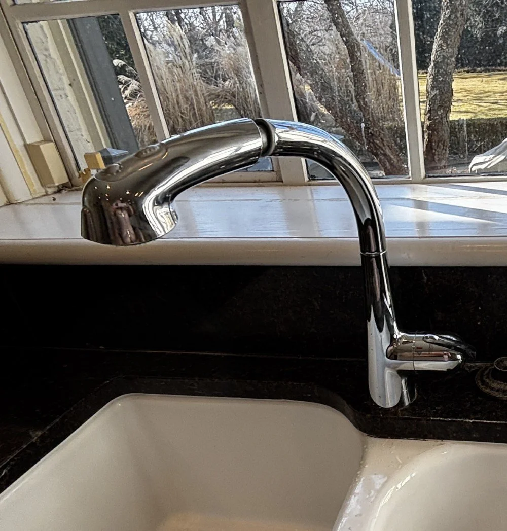 Grohe Single - Handle Chrome Kitchen Faucet (2).jpeg