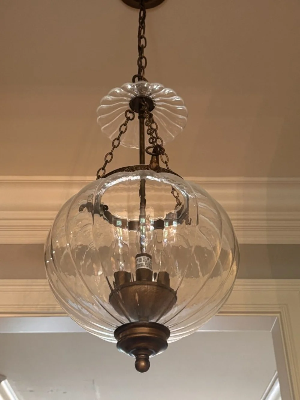 Beautiful 3-Light Ribbed Glass Pendant Light (4).jpeg