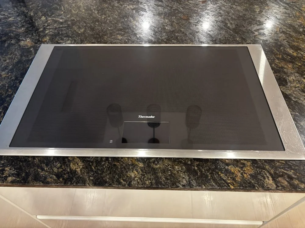 Thermador 36" Induction Cooktop - Like New Condition