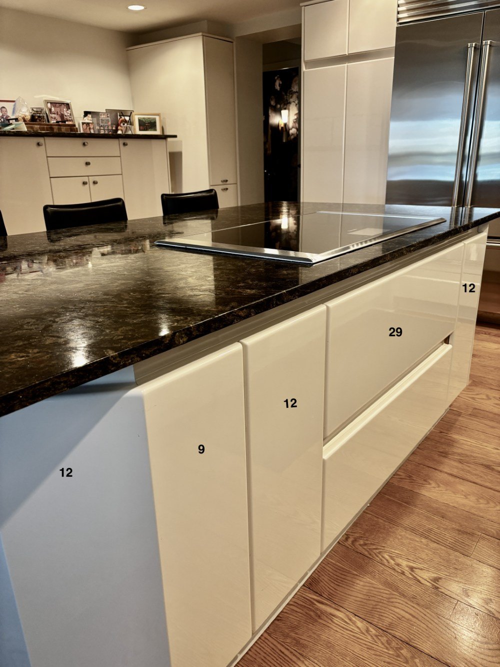 Luxury NEFF High-Gloss Kitchen  (2).jpeg