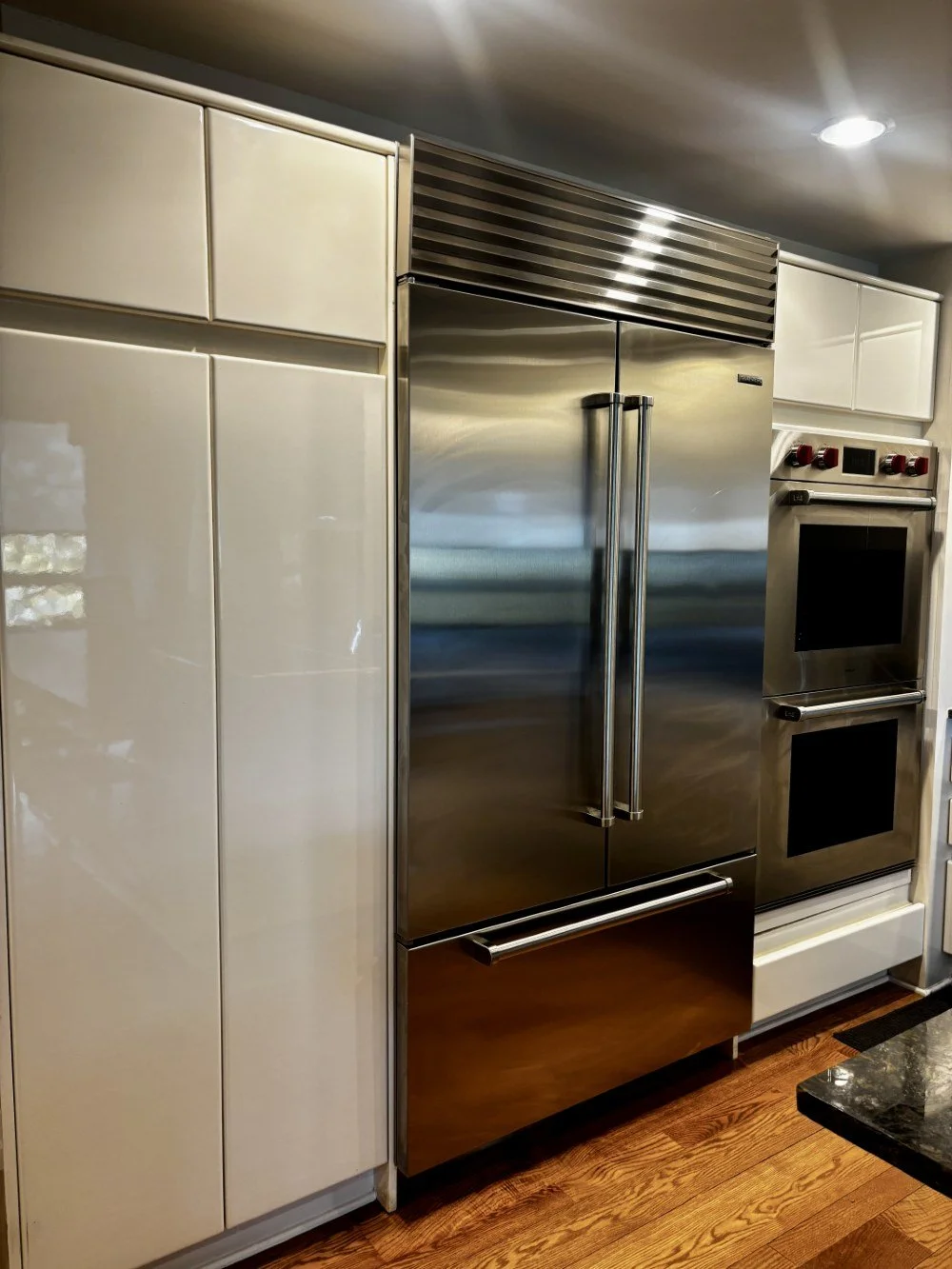 Luxury NEFF High-Gloss Kitchen – Sleek Contemporary Design (35).jpeg