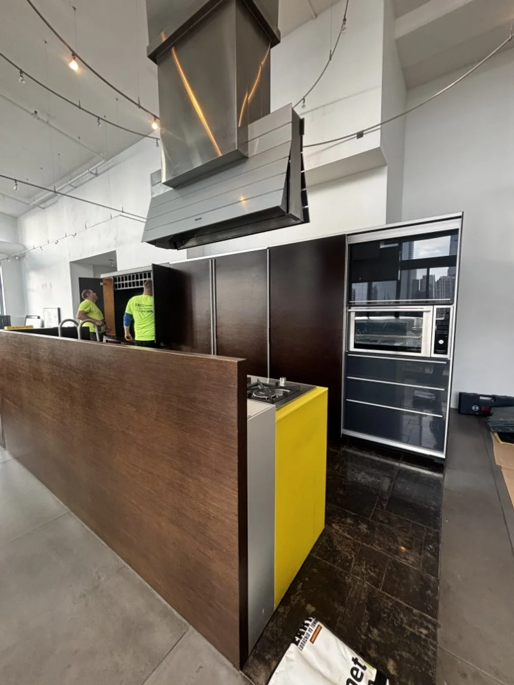 Valcucine Artematica Kitchen with Appliances