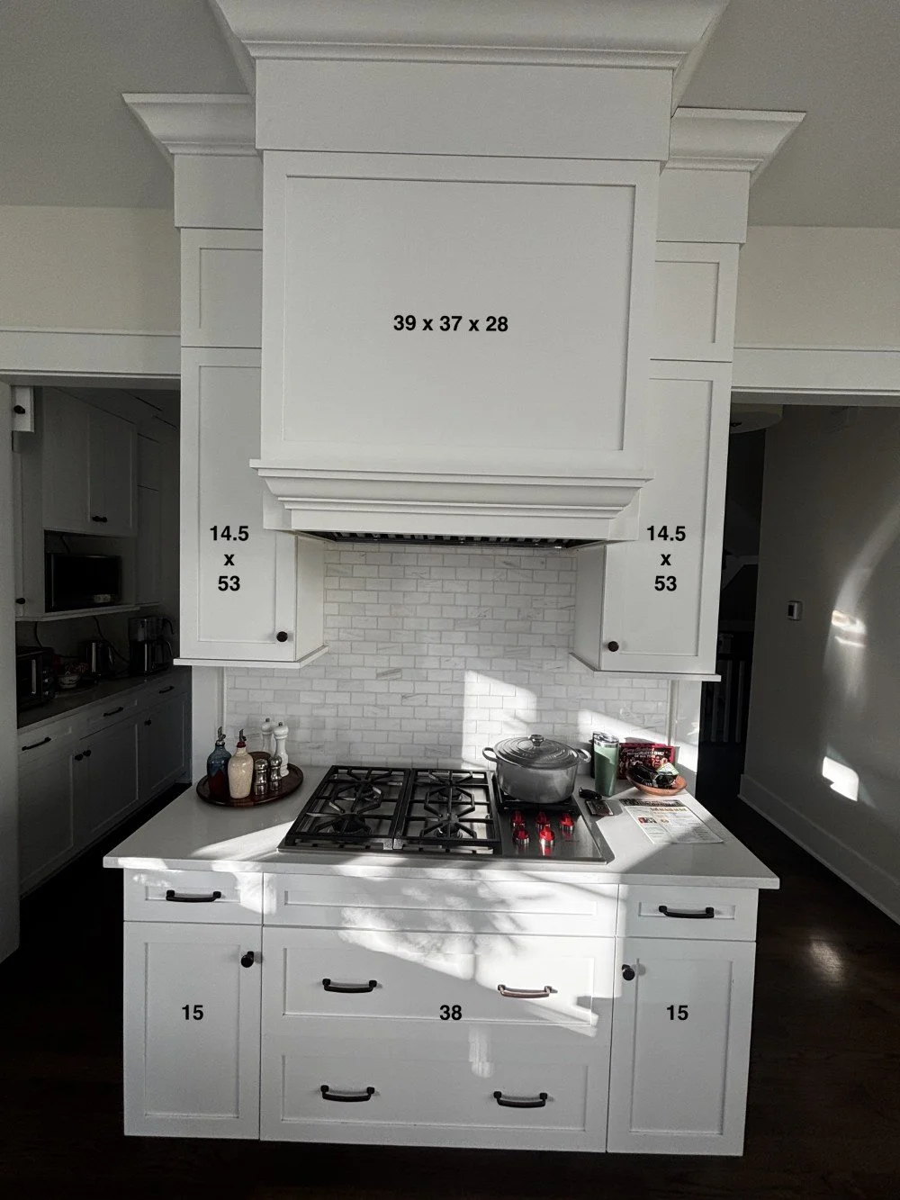 White Inset Shaker Kitchen MEAS (2).JPG