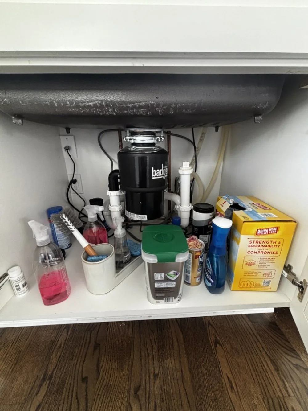 White Inset Shaker Kitchen with Some Appliances (15).jpeg