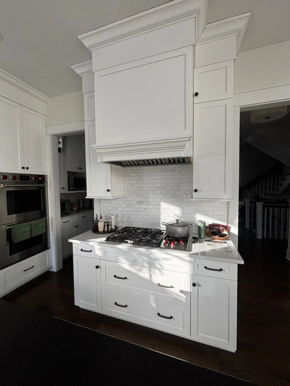White Inset Shaker Kitchen with Some Appliances (30).jpeg