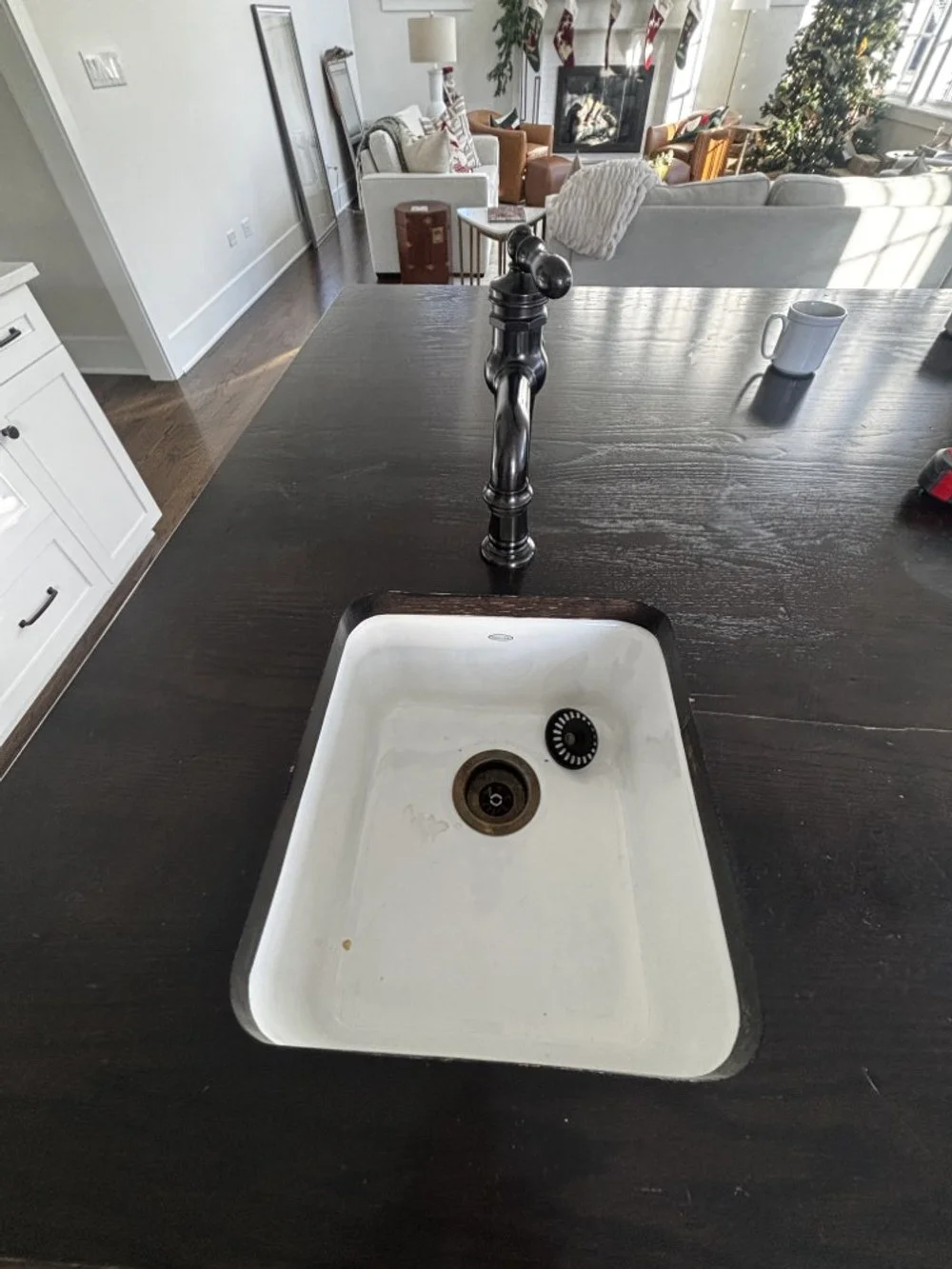 White Inset Shaker Kitchen with Some Appliances (32).jpeg