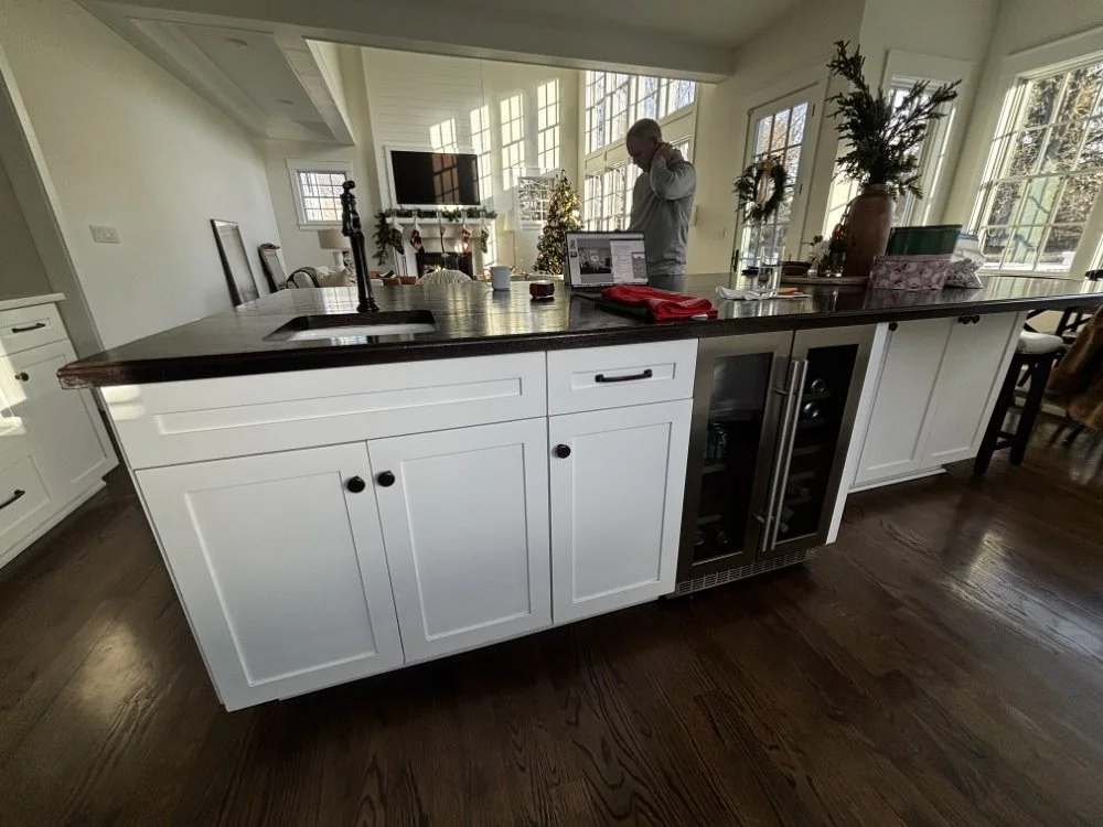 White Inset Shaker Kitchen with Some Appliances (1).jpeg