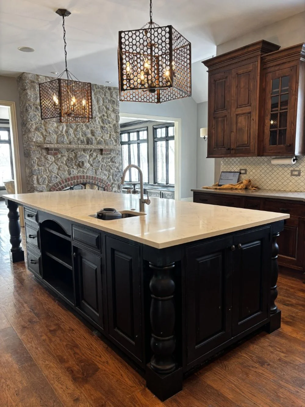 Crystal Custom Kitchen (10).jpeg