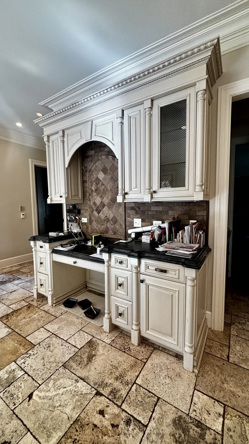 Custom French Country Kitchen (12).jpeg
