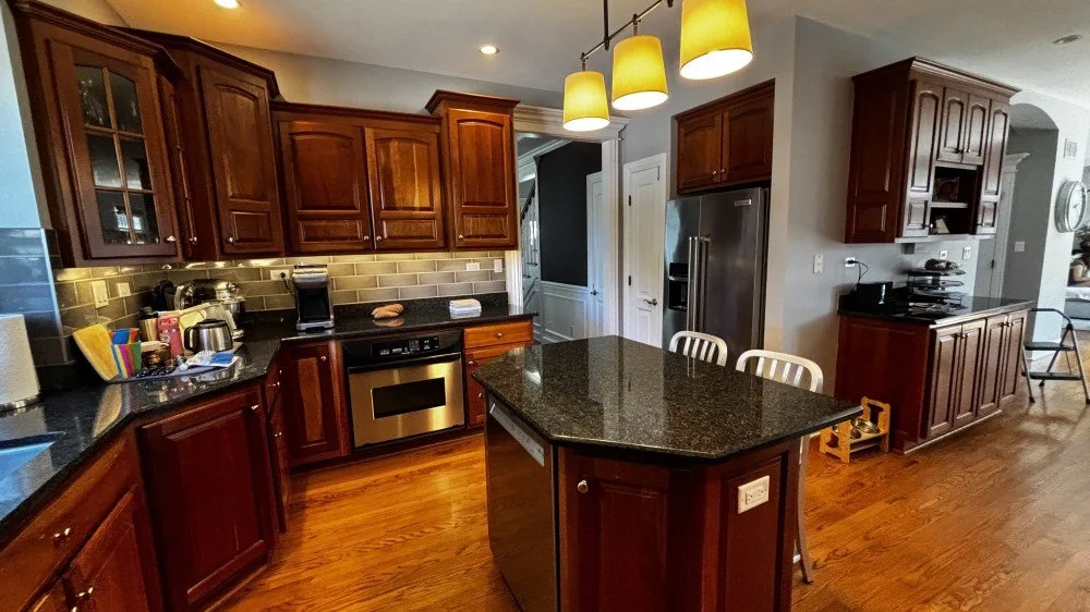 Beautiful Cherry Raised Panel Kitchen (10).jpg