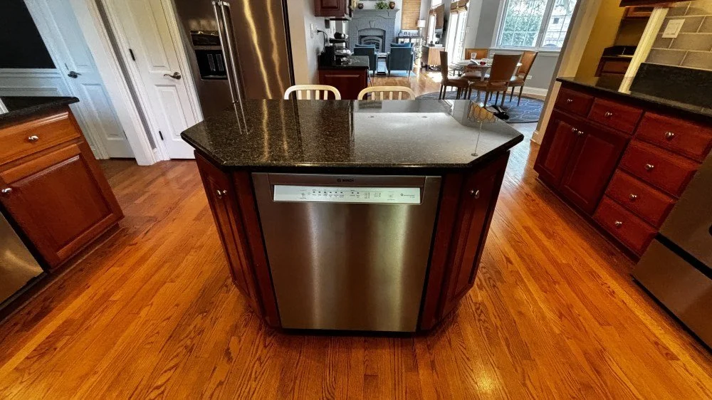 Beautiful Cherry Raised Panel Kitchen (11).jpg
