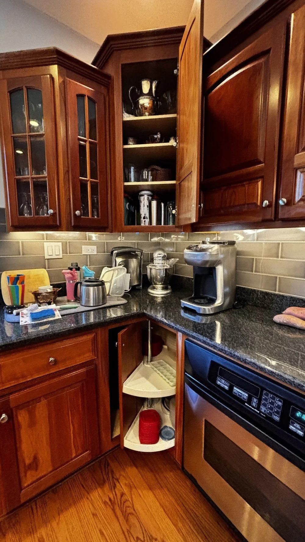 Beautiful Cherry Raised Panel Kitchen (12).jpg