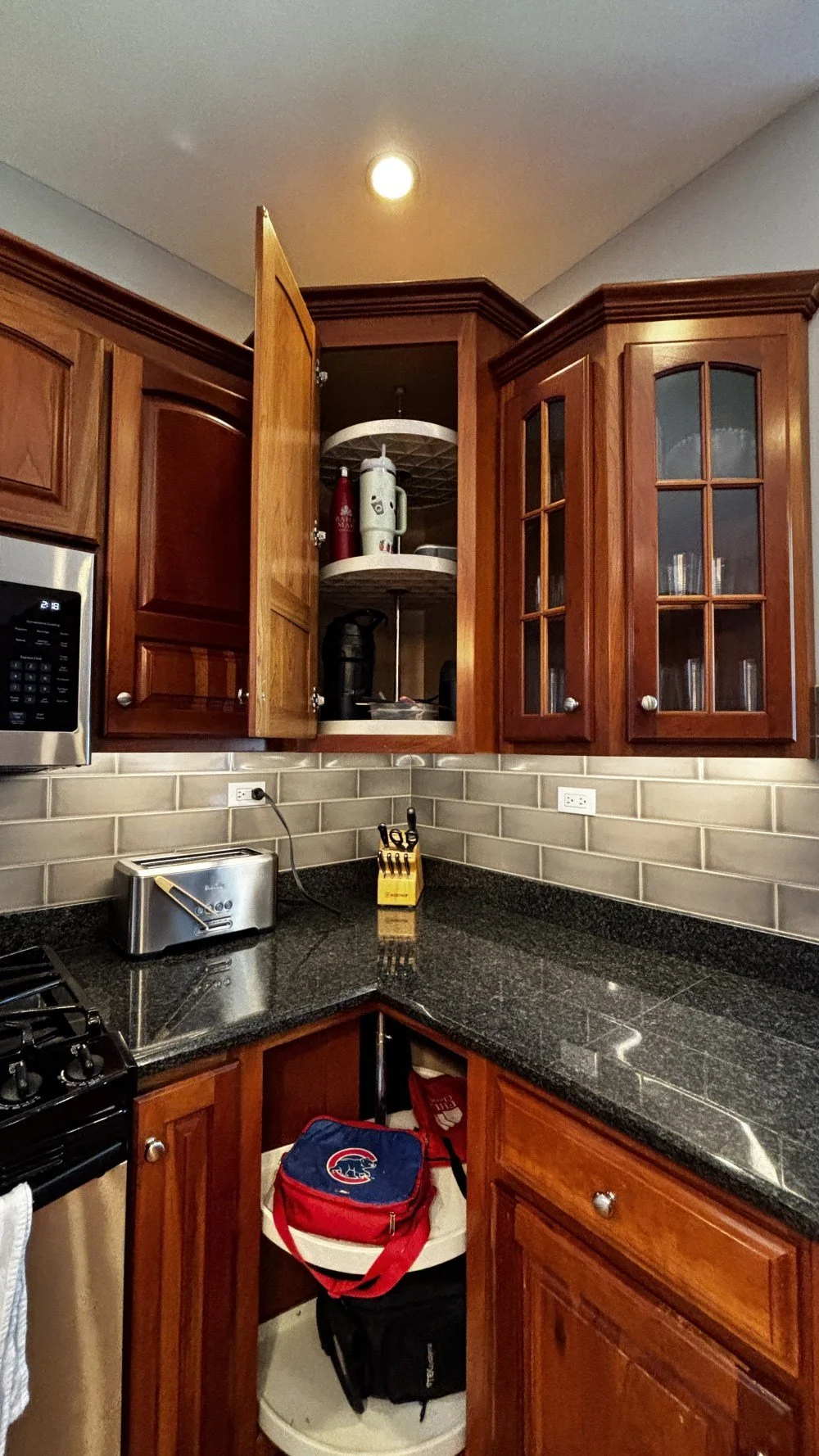 Beautiful Cherry Raised Panel Kitchen (17).jpg