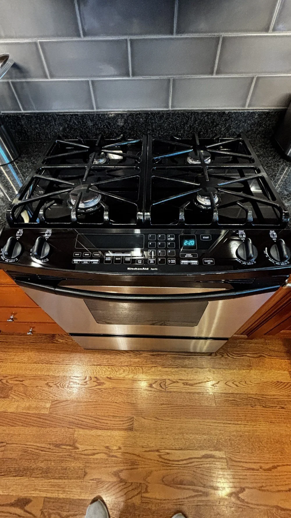 Beautiful Cherry Raised Panel Kitchen (3).jpg