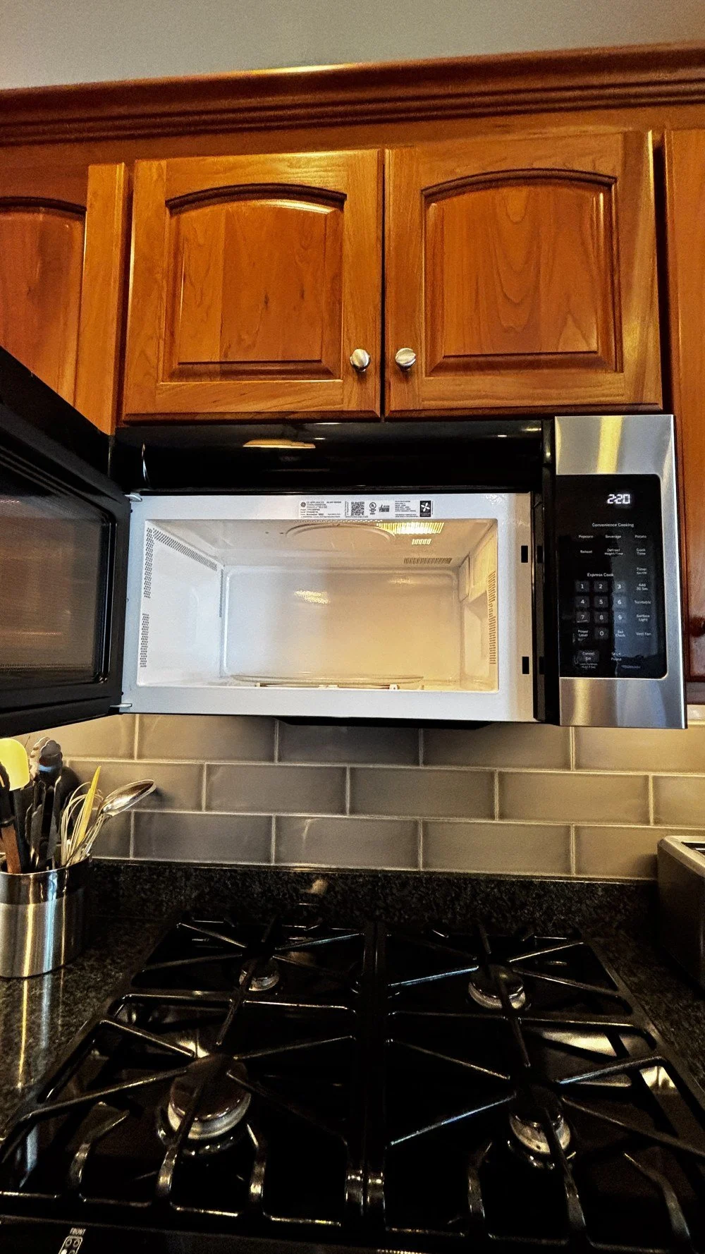 Beautiful Cherry Raised Panel Kitchen (5).jpg
