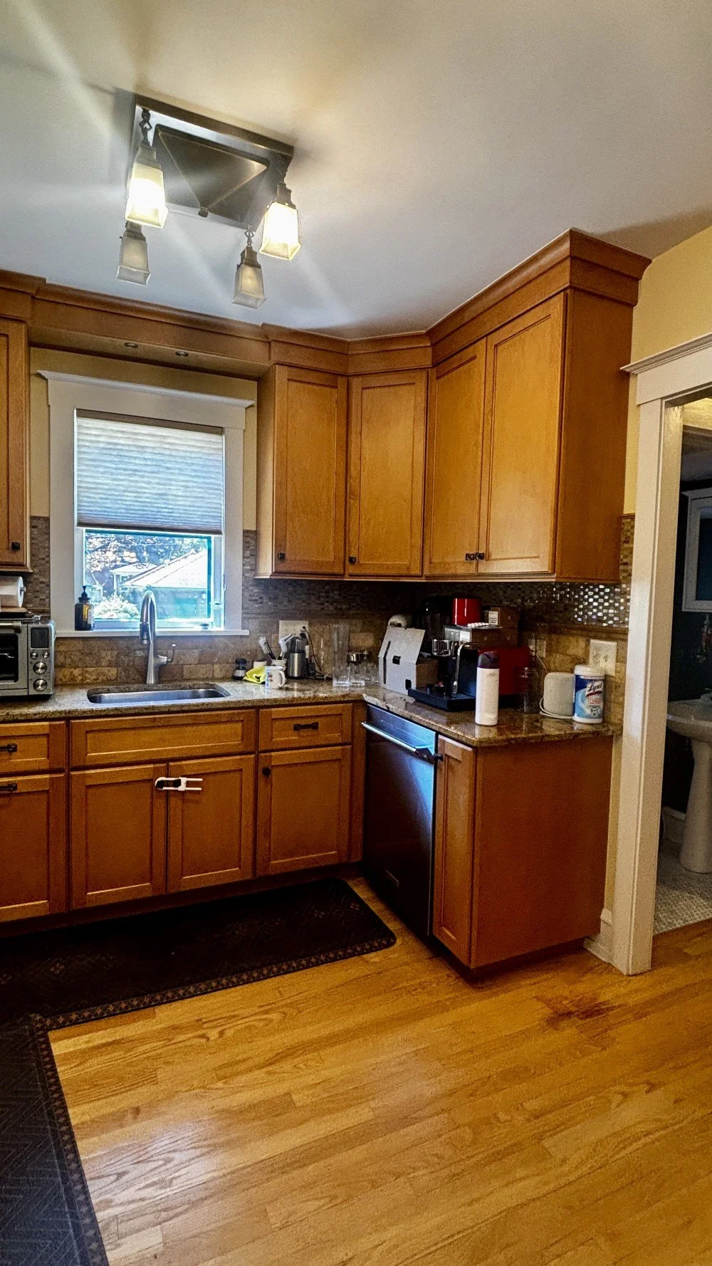 Beautiful Hardwood Shaker Kitchen Cabinetry (19).jpeg